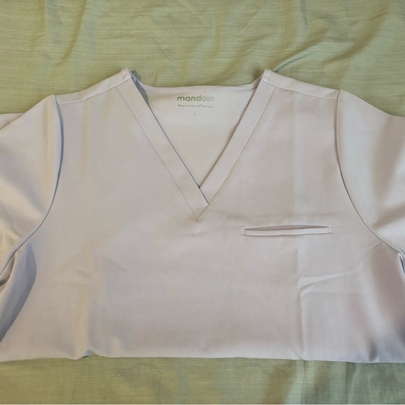 MANDALA scrubs in color cool lavender - Picture 1 of 4